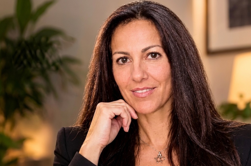 Luciana Fernandes - Personal Trainer e Terapeuta TRG